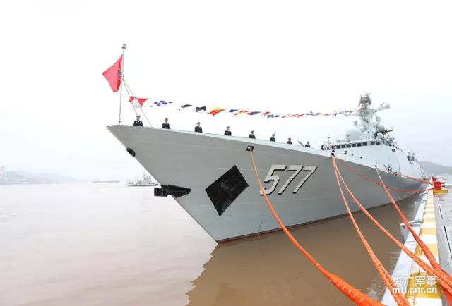 渲染中国军舰 绕台 日本演了一出戏 