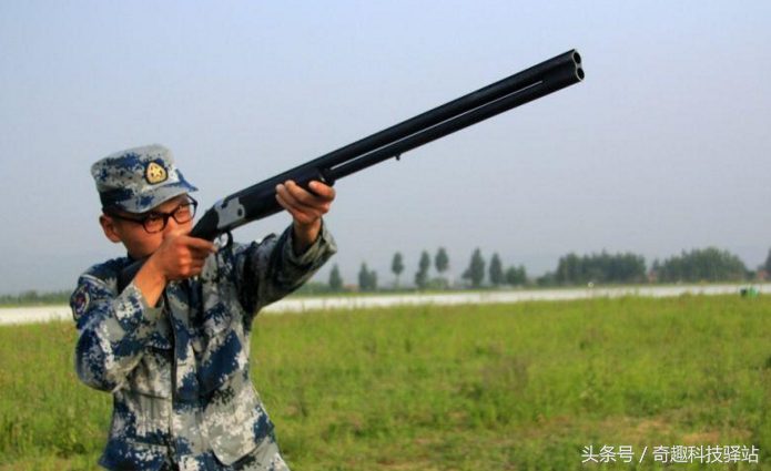 为了减少"鸟撞事故"中国空军研发了各种驱鸟"神器"