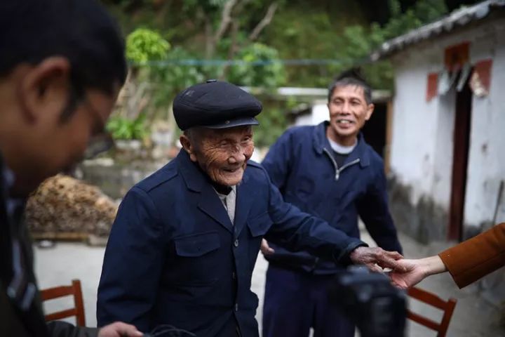 工业城市中的人间桃源!好山好水揭开佛山长寿村的秘密