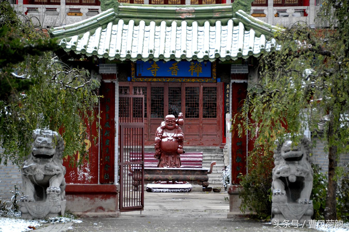 禅香寺,位于菏泽乃至世界最大的曹州牡丹园内,环境优美,每个花季