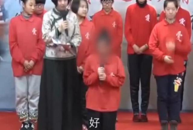 女德班:学员跪地忏悔看黄色录像