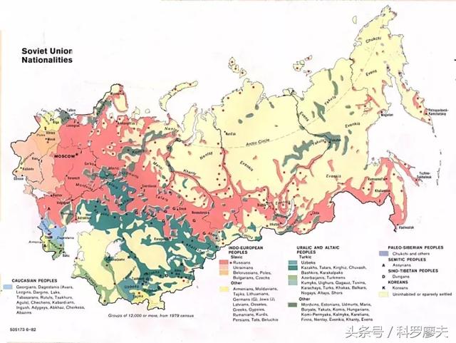 俄罗斯的民族分布图:为何沿中国边境有一条白种人隔离带?_搜狐军事_搜狐网