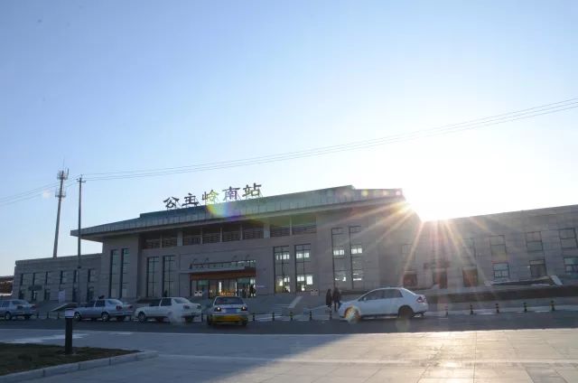 这五年 长春车务段管辖哈大高铁公主岭南,德惠西,扶余北3座高铁车站