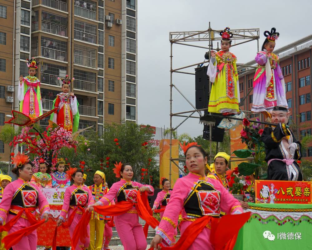 红枫旅游节开幕.今天的德保精彩纷呈!