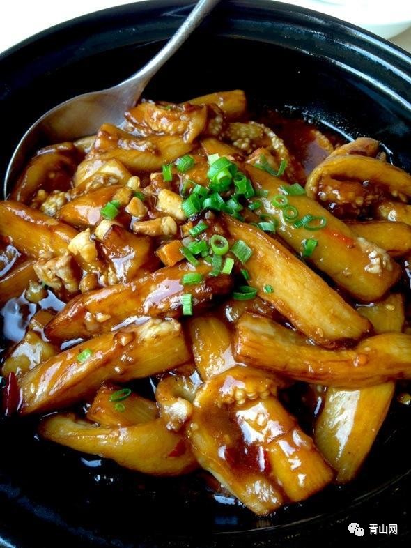 最受欢迎的粤菜--咸鱼茄子煲的做法