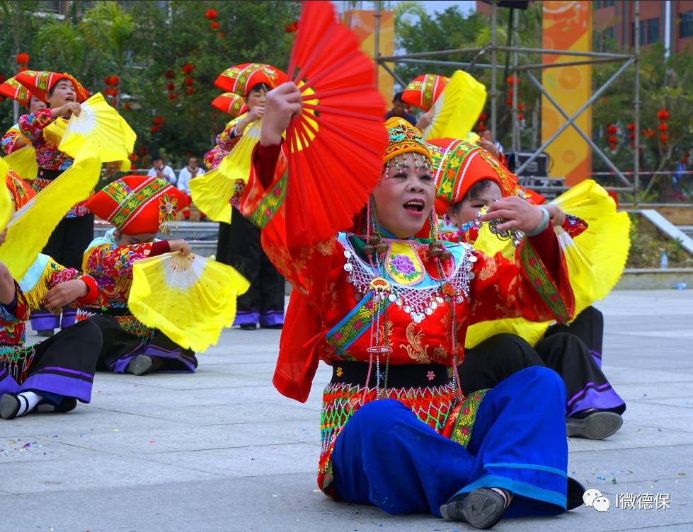 红枫旅游节开幕.今天的德保精彩纷呈!