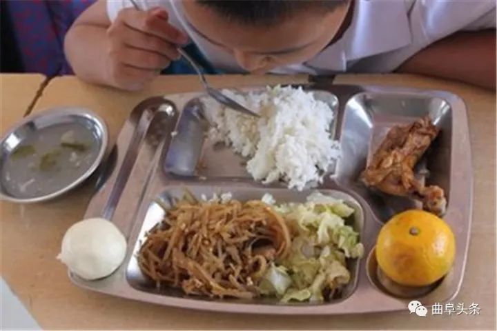 看看曲阜谁"中枪!济宁学校食堂学生小饭桌食品安全又"飞检!