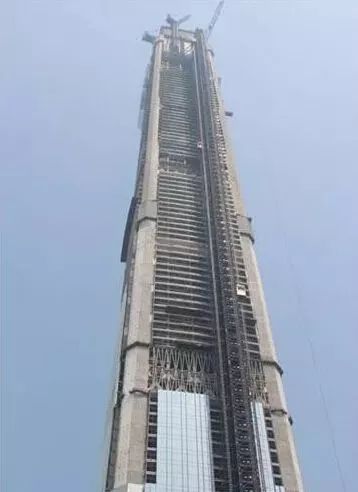 盘点世界十大高楼中国第一高楼677米再创新纪录