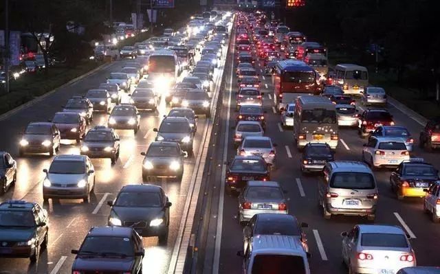 上海國際汽車零配件展, 德科引領(lǐng)中國汽車后市場行業(yè)規(guī)范(圖1)