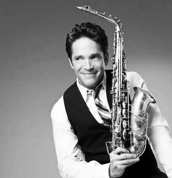 dave koz 继肯尼基(kenny g)之后,走红全球流行乐坛的萨克斯乐手