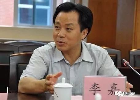 边腐边升,李嘉先后任梅州市长,市委书记,珠海市委书记,乃至2012年晋升