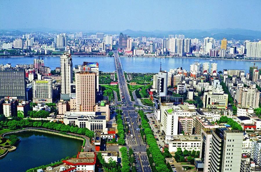 湖南6个城市上榜2017年百强城市排行榜,常德是多少名