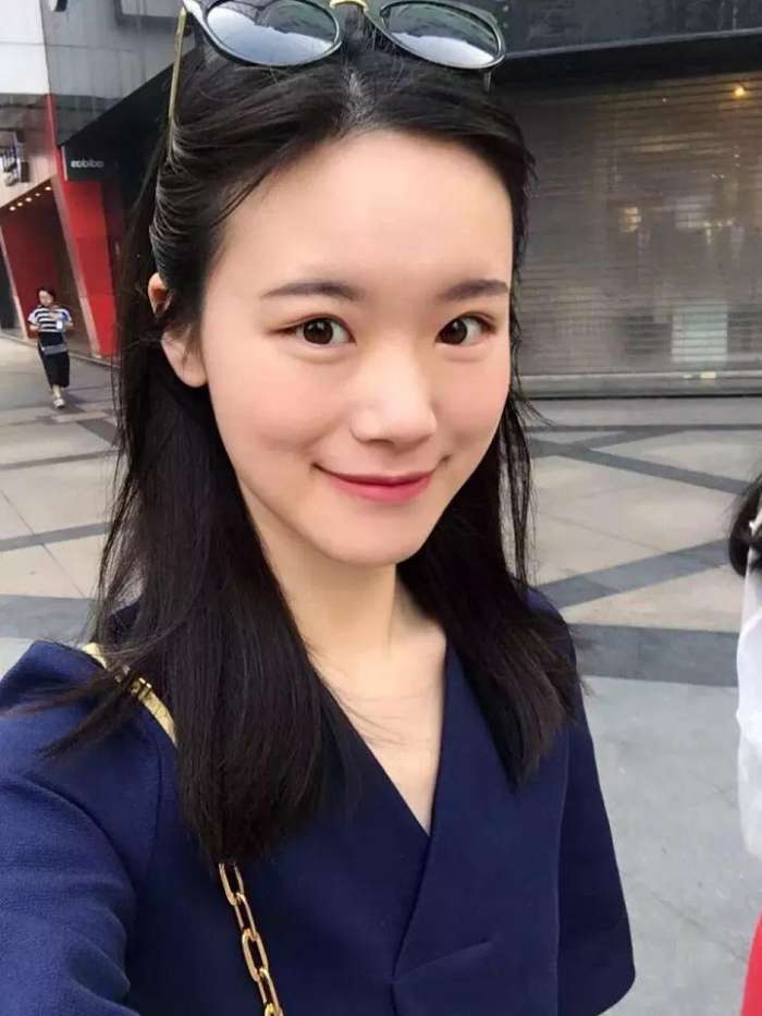 美女律师谈执业感受 文笔生华 最受不了这种人美又有才的!