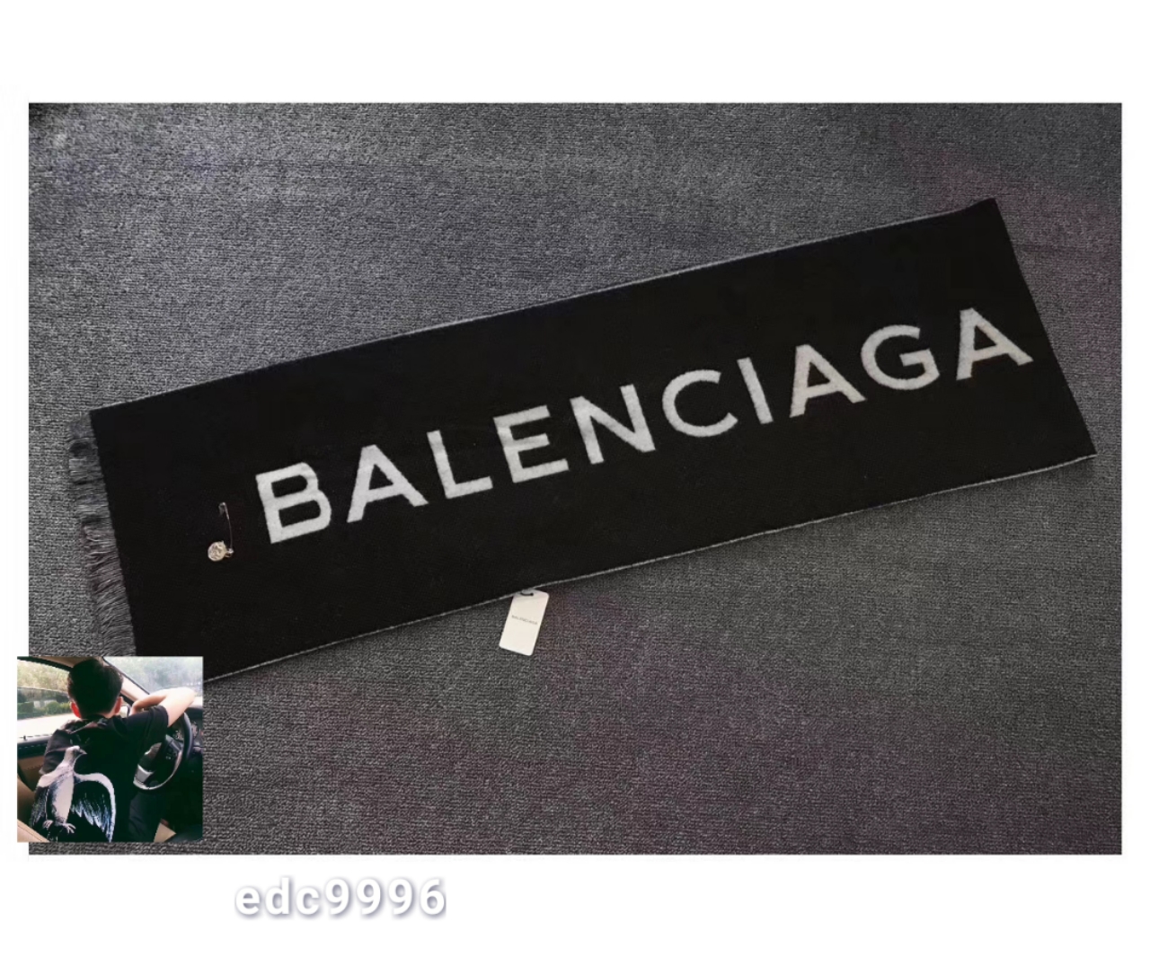 balenciaga 巴黎世家 本季最美大围巾 附赠别针小圆盘