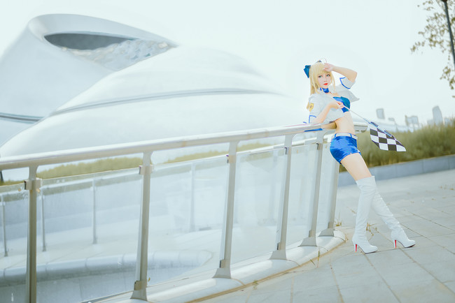 美美美 saber赛车娘 cosplay