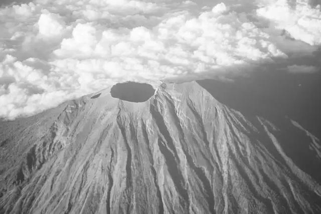 比地震更难以预测的是火山的爆发这是为什么