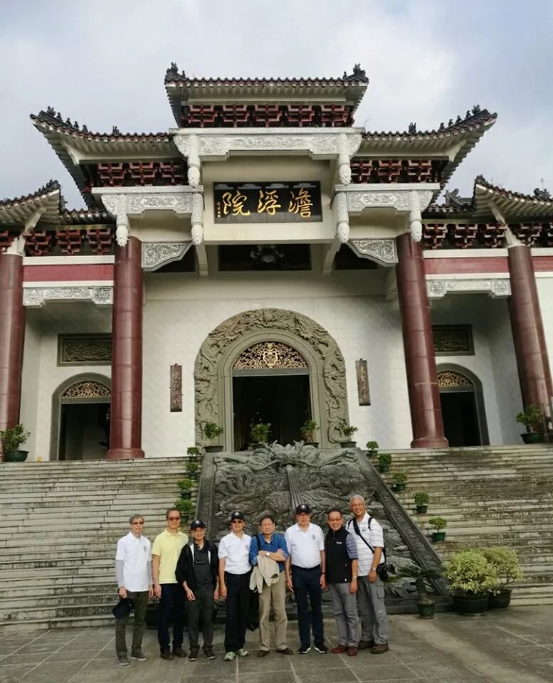 首站直奔砚峰书院·淡浮院