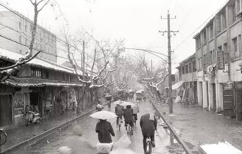 一组20年前的椒江,当年的中山路,江城北路,解放南路原来是这样子的