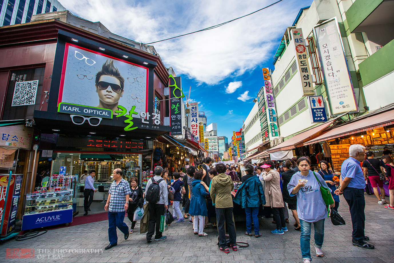 32人团韩国旅游为何高调举着"破冰韩国"横幅，真正受益者是他们_搜狐旅游_搜狐网