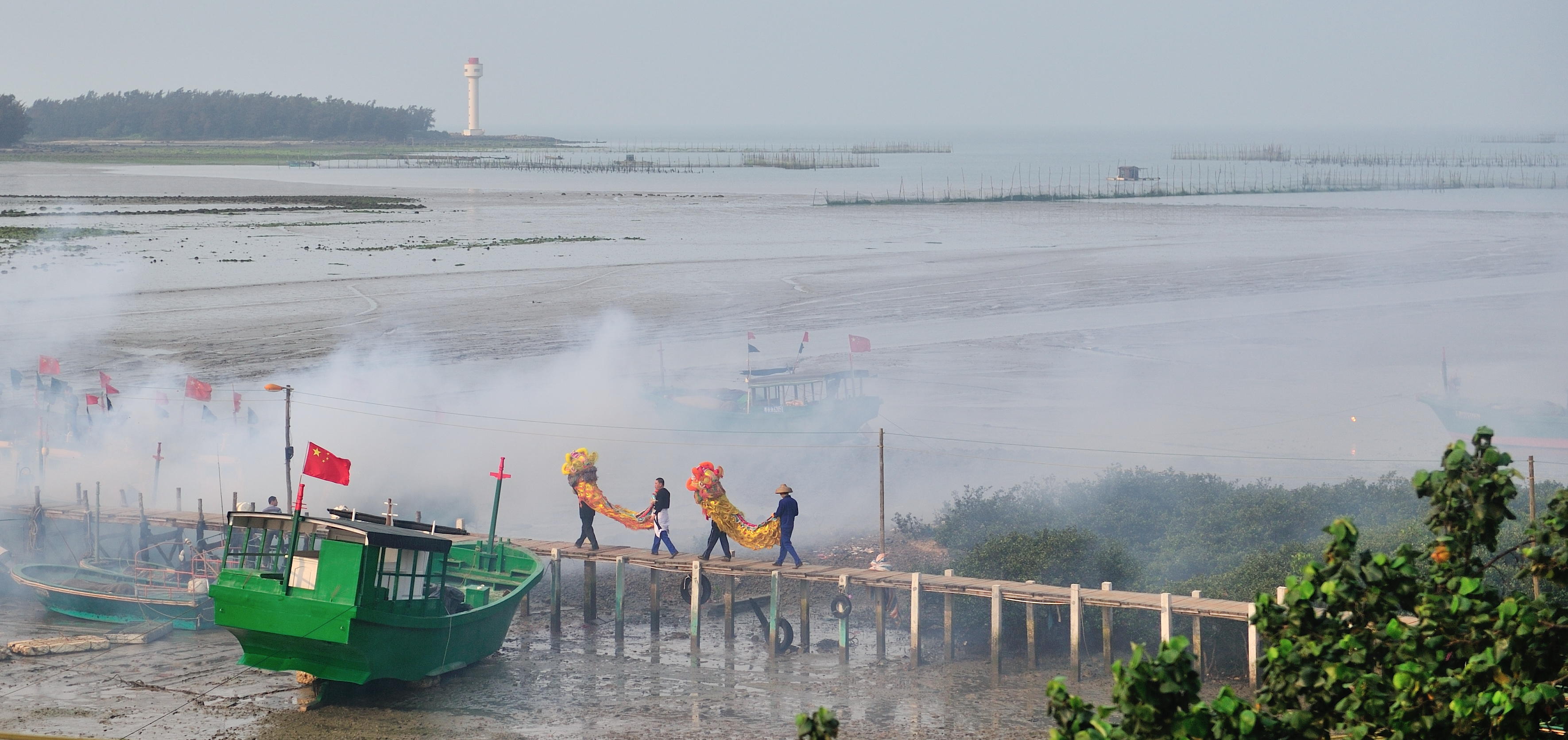 摄影者:陈北跑 作品名称:仕尾渔乡2拍摄地点:湛江市徐闻县南山镇仕