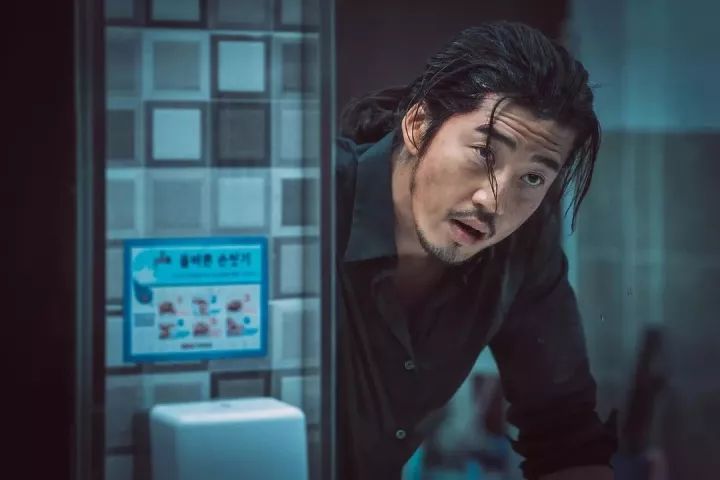 2019韩国电影排行榜车警官_韩国喜剧电影 车警官 桌面壁纸
