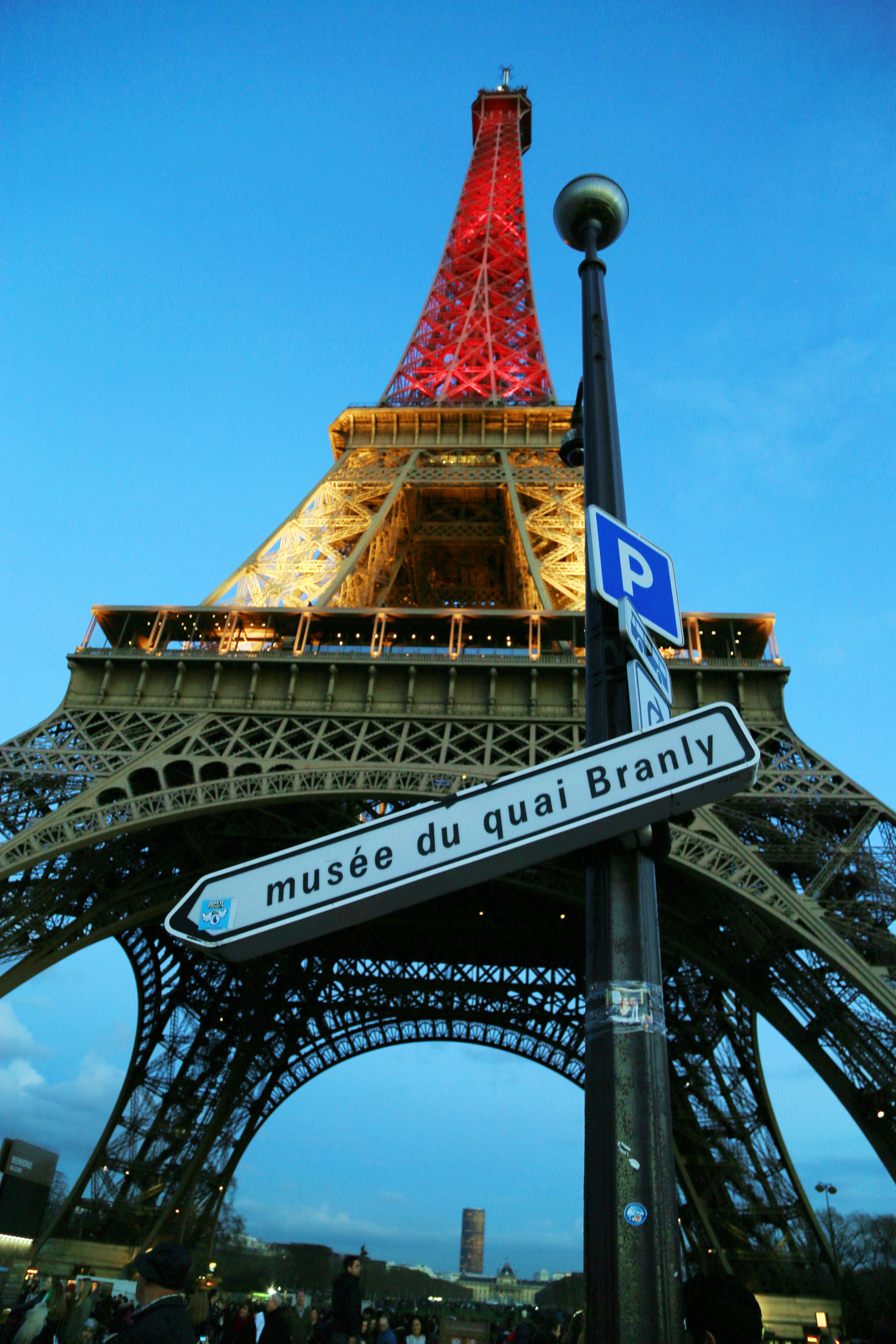 巴黎艾菲尔铁塔,晚上风景图片_4K风景图片高清壁纸_墨鱼部落格