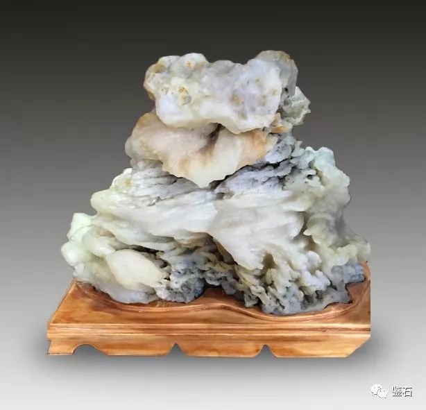 牛蹄收藏:王学勤产地:福建省光泽县石种:晶蜡规格 30x16x13(cm)7,题