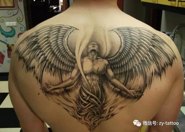 在纹身上代表着守护,祈祷或是平静的象征,最著名的大天使米迦勒是与