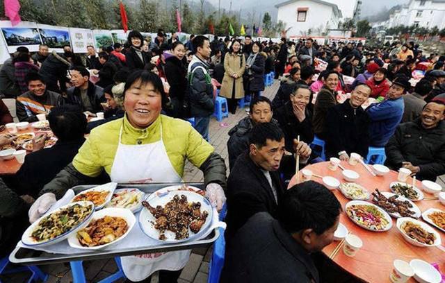 农村结婚办酒席,不去饭店待客为什么会被人说闲话?