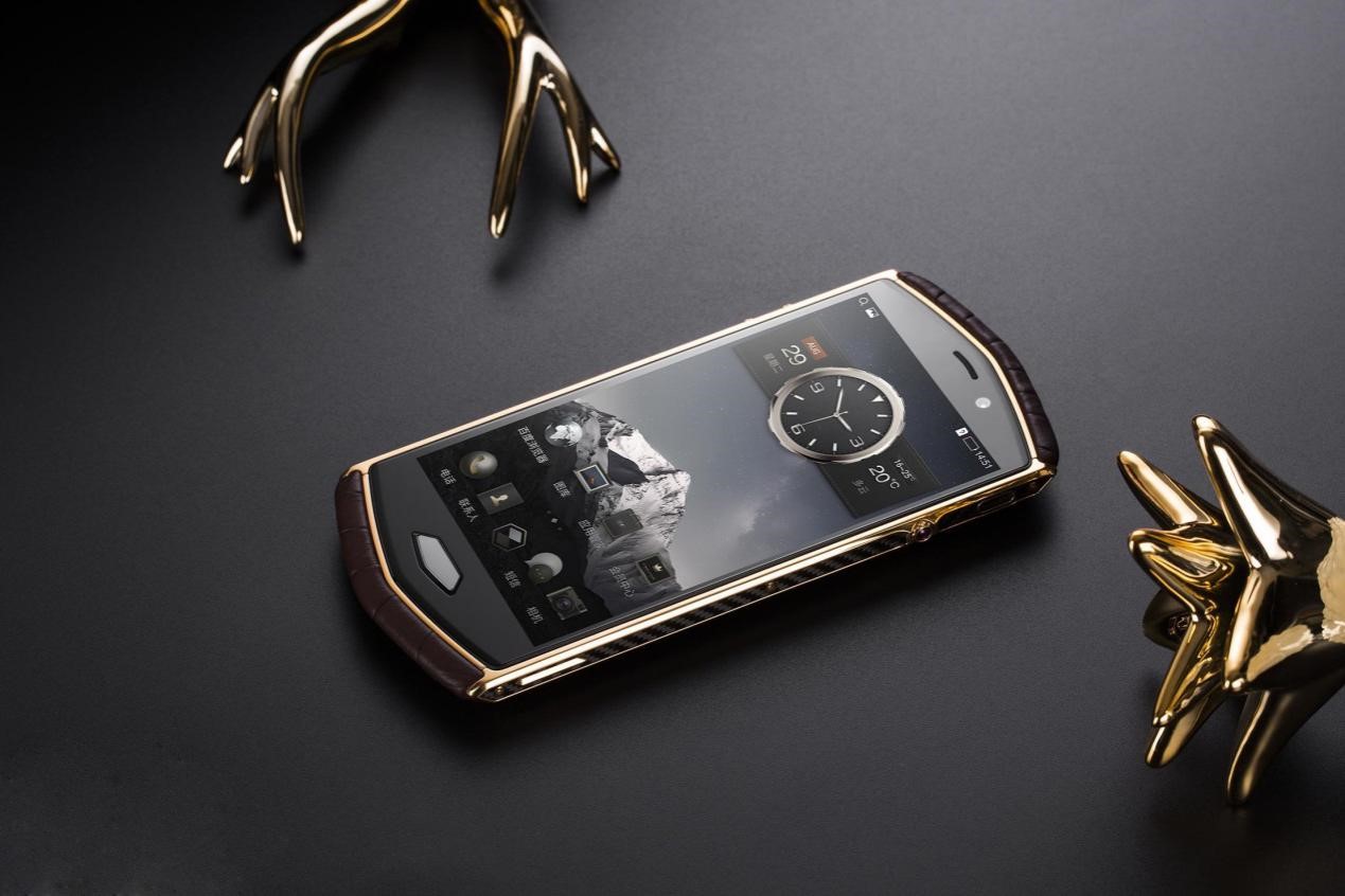 钛金手机有多美,8848的私人定制风尚