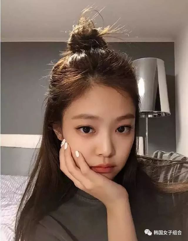 blackpink告诉你发型的重要性,jennie终于换发型新造型曝光超萌