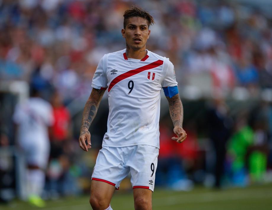 国际足联官方宣布,由于药检不合格,秘鲁队长格雷罗将被禁赛一年,他也