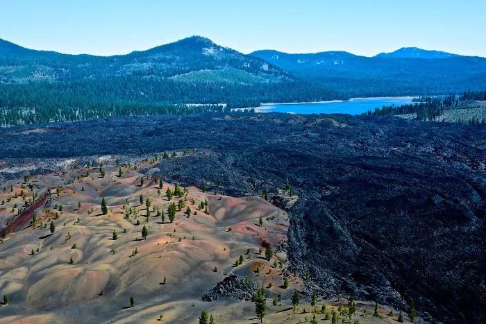 美国拉森火山国家公园,仿佛进入了另一个星球