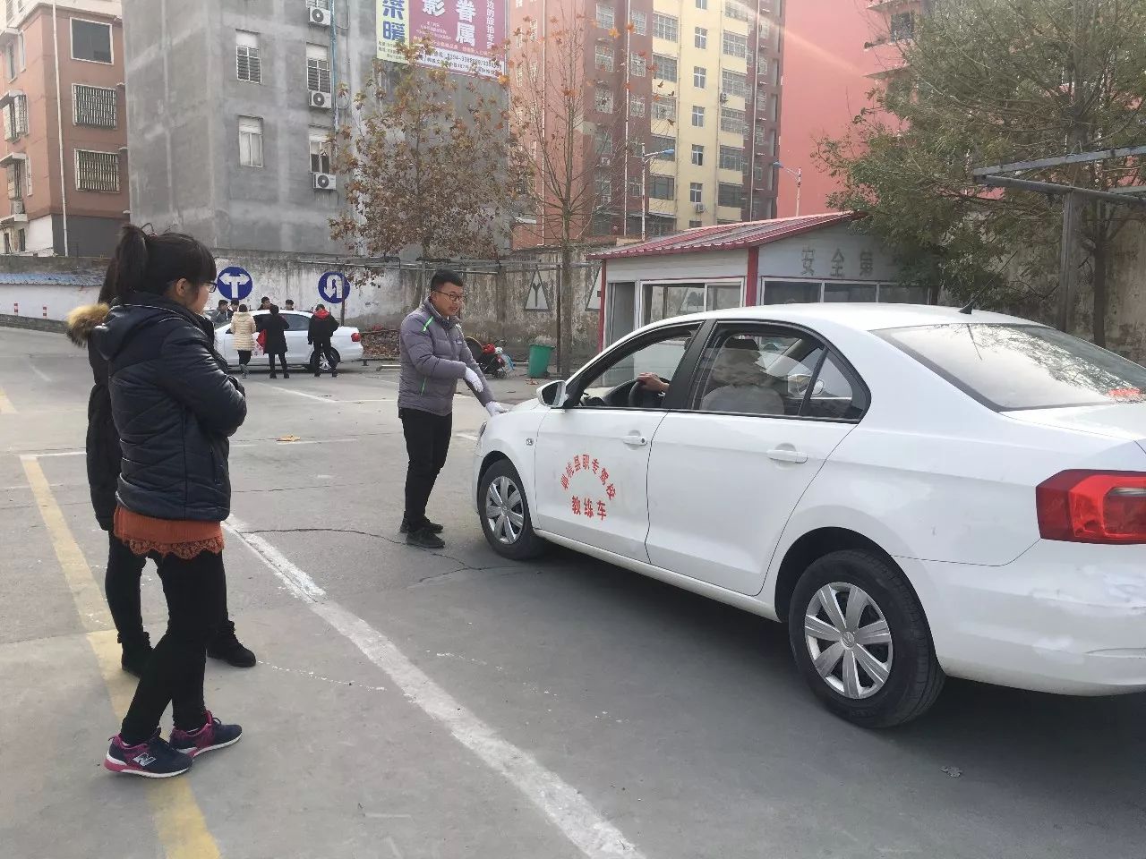 考场"模拟练车"已成历史!为啥这个驾校过关率还是这么