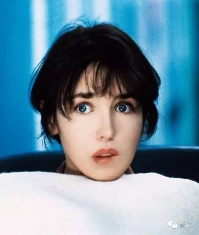 阿佳妮的全名叫isabelle yasmine adjani,被称作"一个世纪才诞生一个