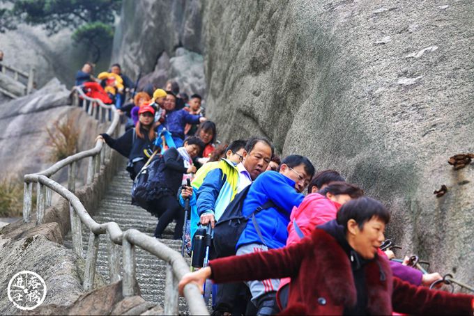 交通:潜山县城距天柱山景区23公里,从县城天柱路入口(当地俗称零碑)