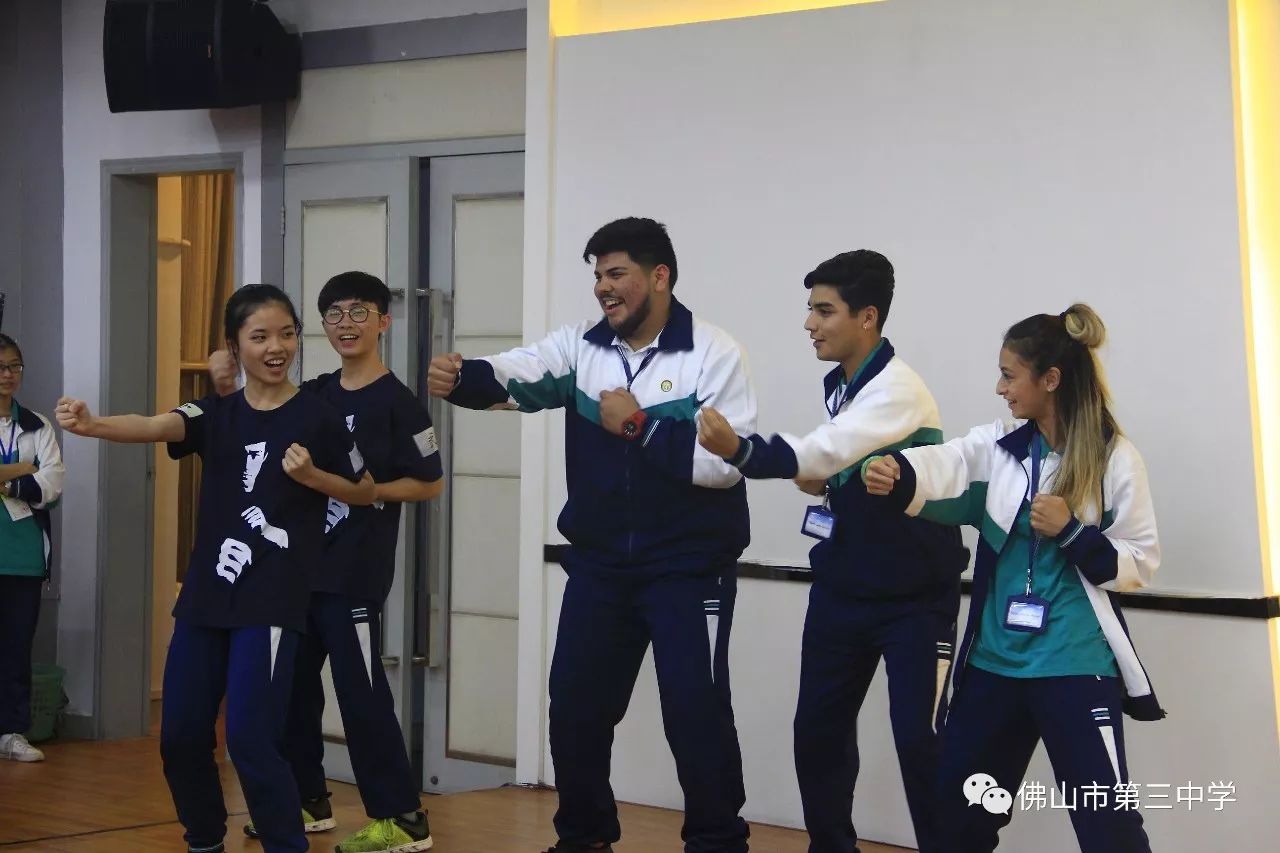 乔治牧场高中,泰勒高中师生到访山进行交流