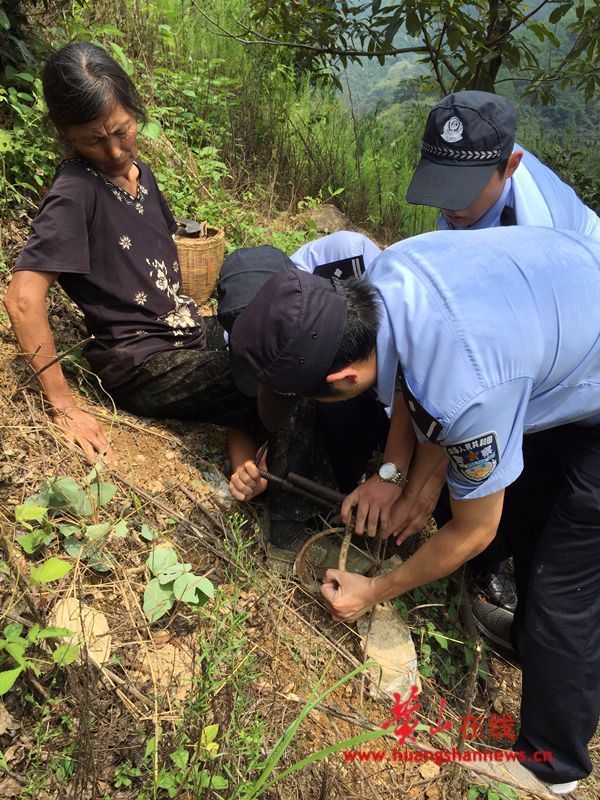 在这里要说的是,一些不小心被大型捕兽夹夹住的农民,需要尽快拨打