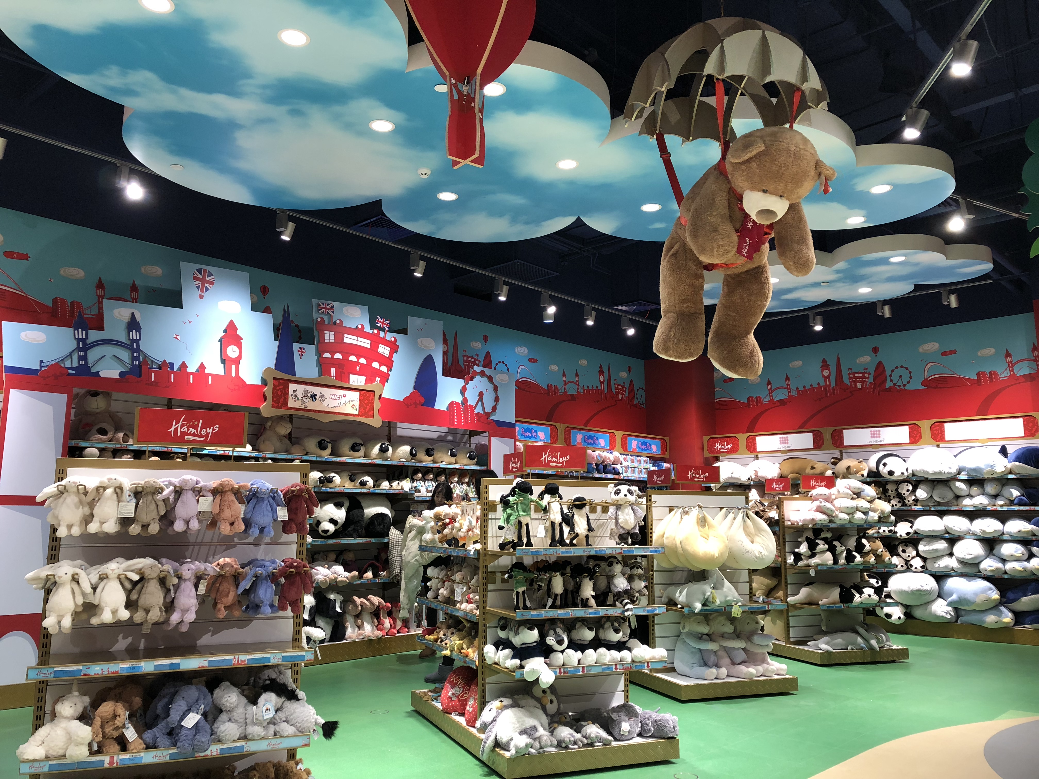 【丑丑探店】坐标王府井,定位:哈姆雷斯hamleys,全球最大玩具店落户