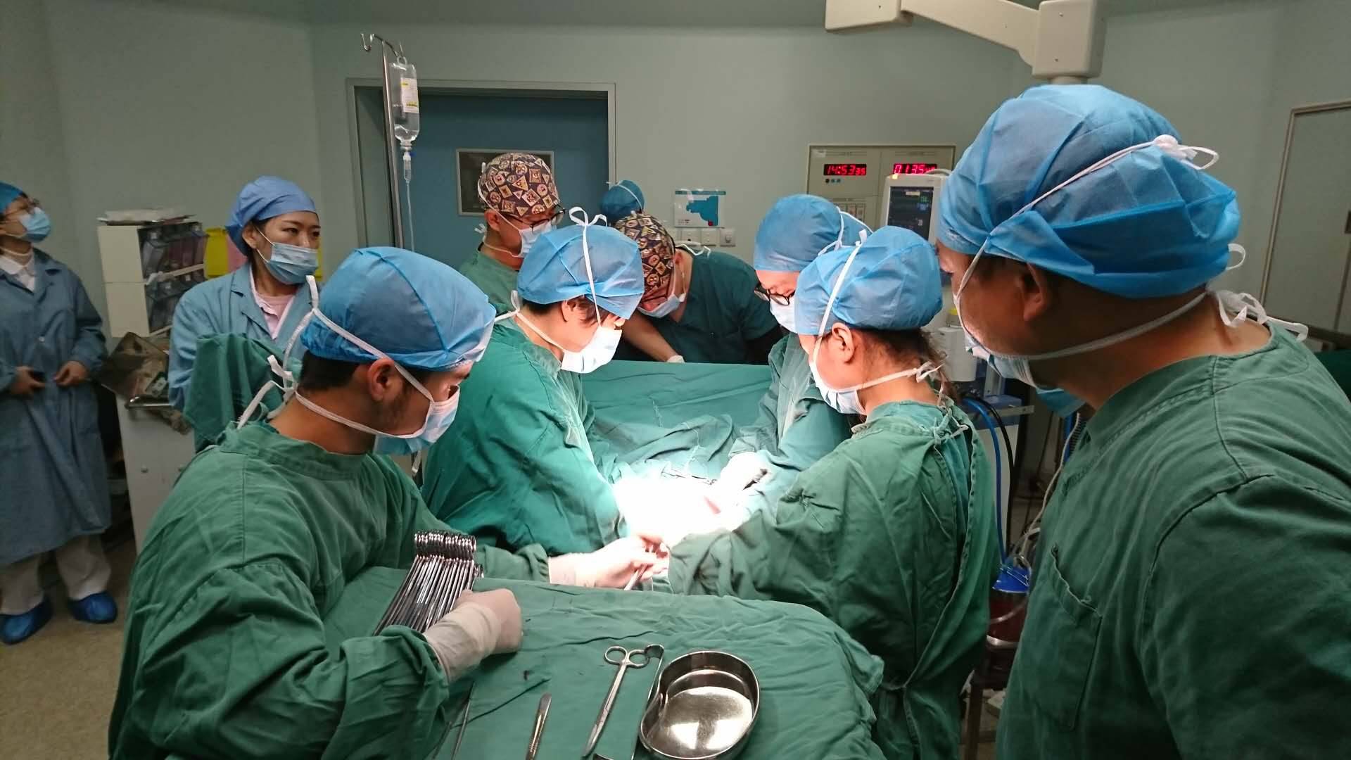 宁波援藏成功抢救一例罕见的子宫破裂患者