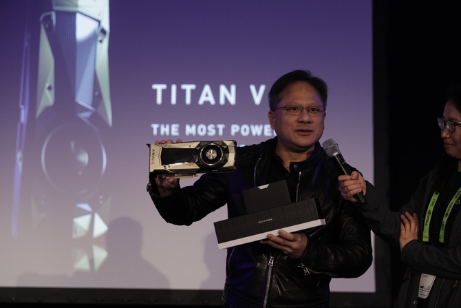 游戏性能开倒车？NVIDIA Titan V性能首测_手机搜狐网