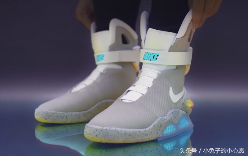 一双nike81万 简直不敢想象 这就是nike air mag