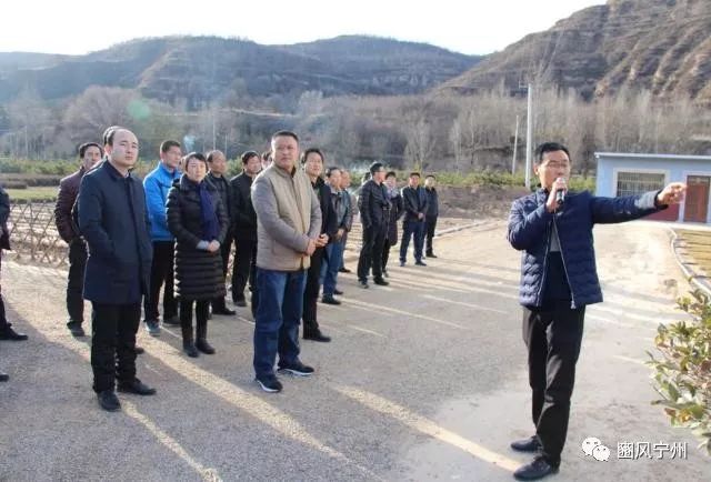 近日,平凉市泾川县城关镇考察团一行考察学习盘克镇前渠村党建助推