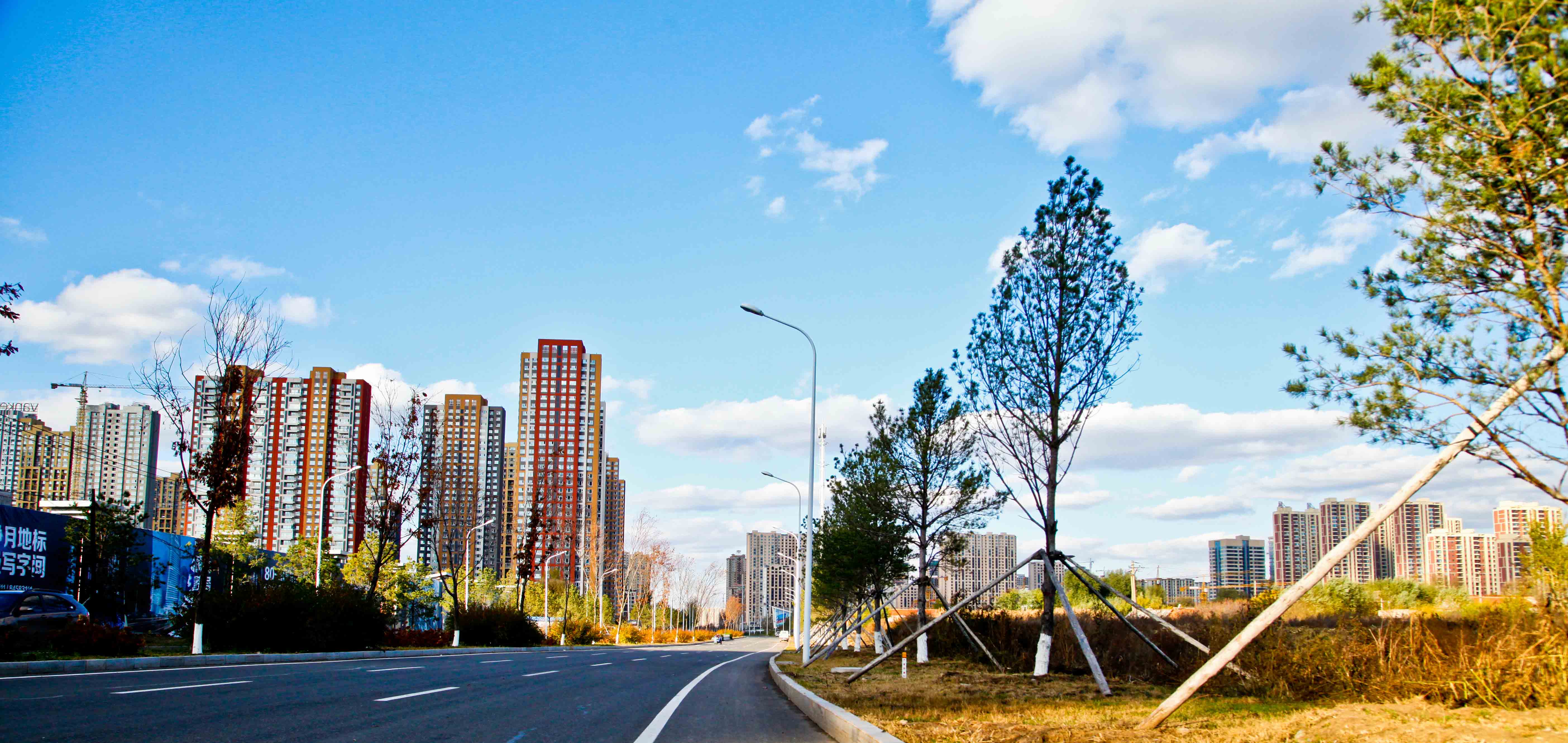 洋溢在寒冬里的建设激情 ——净月高新区大手笔推进城市基础设施建设