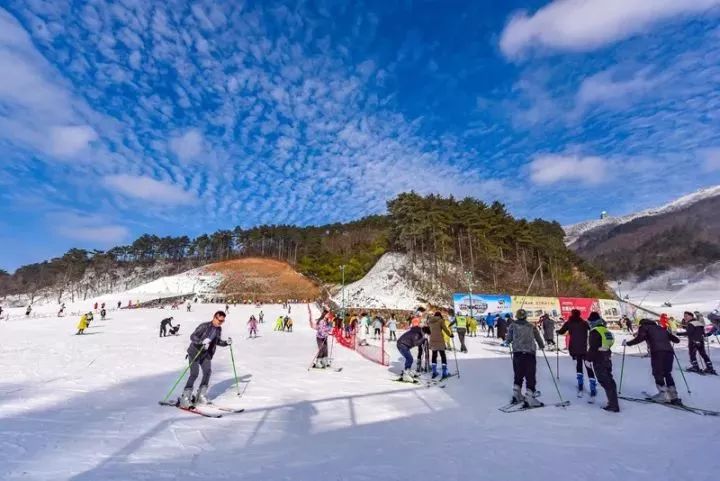 滑雪场招聘_北京西山滑雪场招工啦 职 等你来