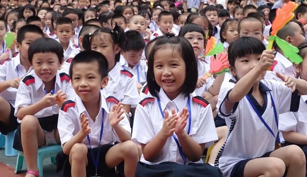 广东学龄人口_广东人口年龄结构