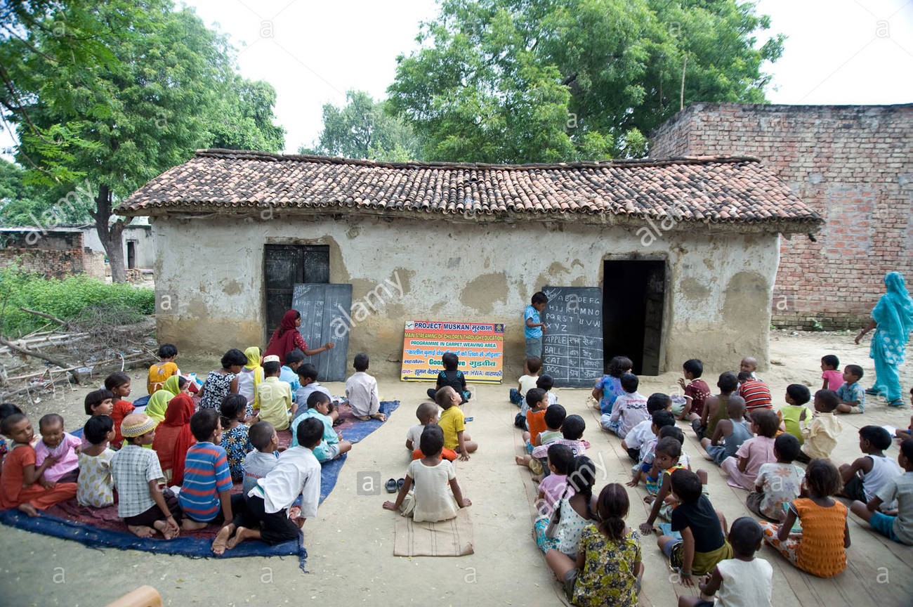 印度贫困地区(北方邦)的一所农村小学