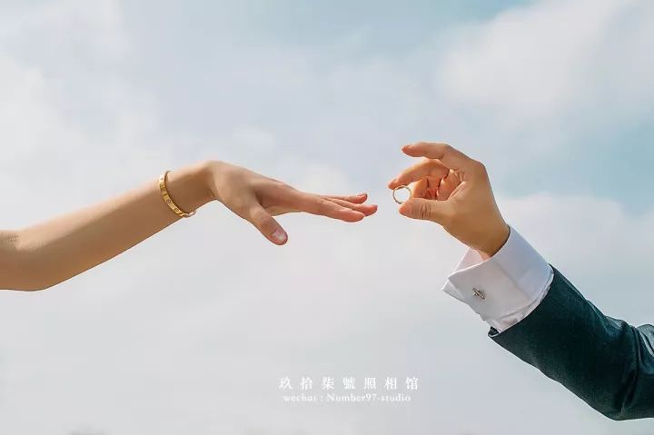 婚礼当天必拍的5组照片比婚纱照还重要！(图7)