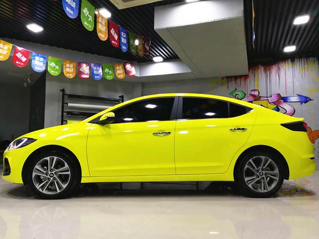 现代领动车身改色亮柠檬黄贴膜效果图 艳丽的色彩