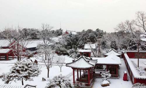 图为太原雪景.